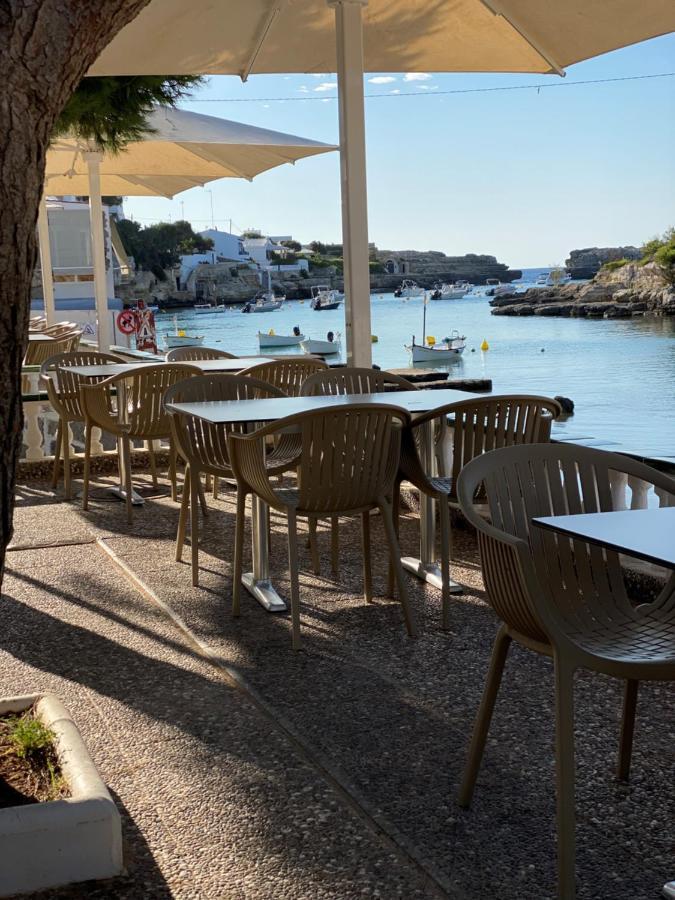 Hostal Xuroy Cala Alcaufar Екстер'єр фото